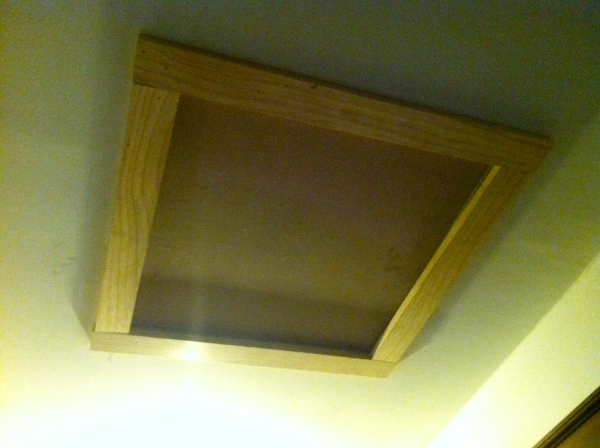 Ceiling attic hatch